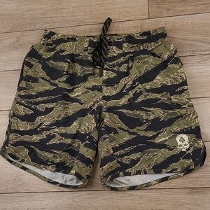 ZERO FOXTROT Green Black Tiger Stripe Small 7" Mens Athletic Workout Shorts NWOT